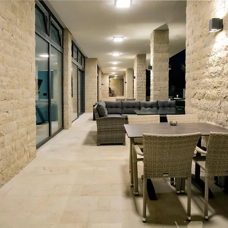 Rita Pool & * マスカルチーア