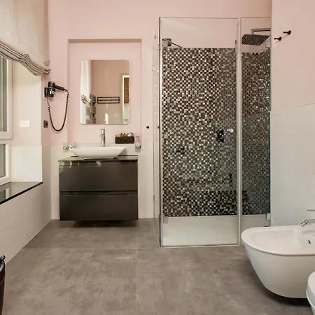 Rita Pool & Mascalucia