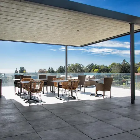 Rita Pool & Homestay szállás