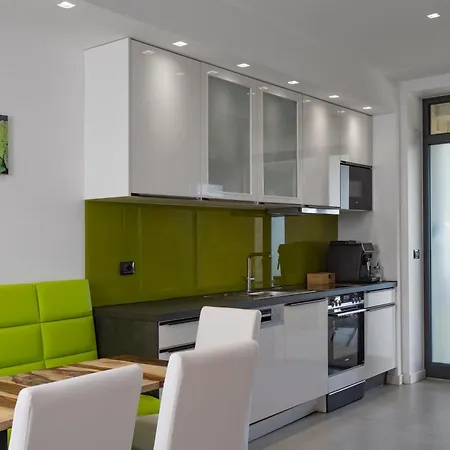 ホームステイ Rita Pool & *