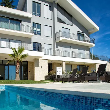 ホームステイ Rita Pool & *