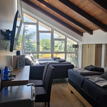 Rita Pool & Homestay
