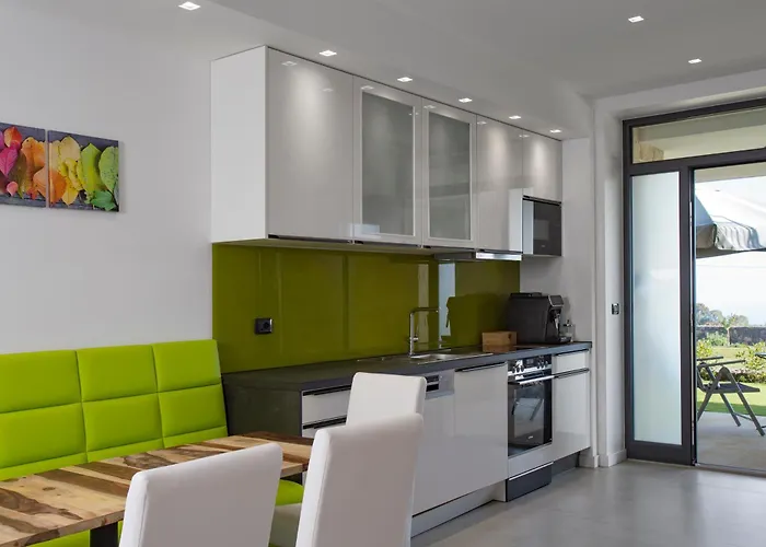 Homestay Rita Pool & *