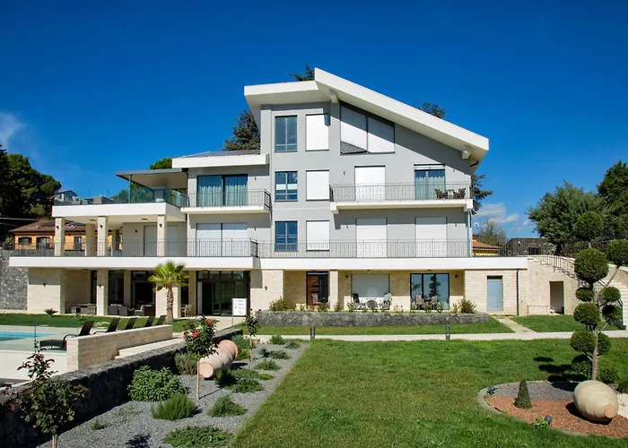 Homestay Rita Pool &